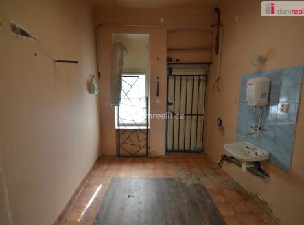 3 | Pronájem - obchodní prostor, 40 m²