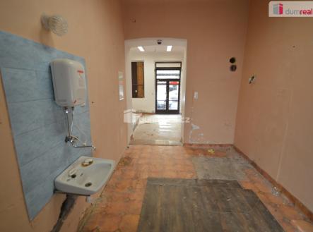 4 | Pronájem - obchodní prostor, 40 m²