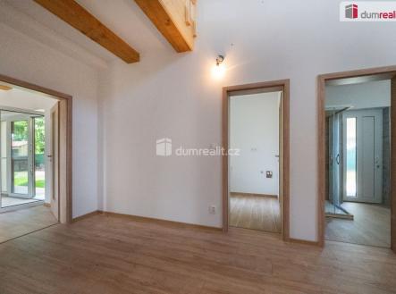 5 | Prodej - dům/vila, 187 m²