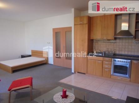 3 | Pronájem bytu, 1+kk, 62 m²