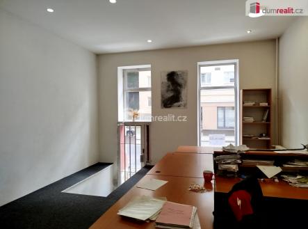 4 | Pronájem - komerční objekt, obchodní centrum, 50 m²