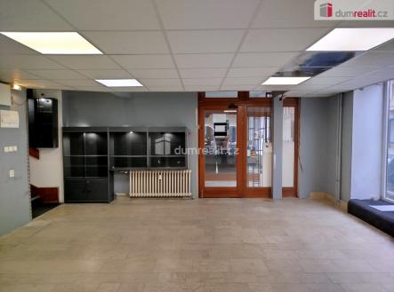 3 | Pronájem - komerční objekt, obchodní centrum, 276 m²