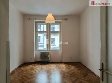 2 | Pronájem bytu, 1+kk, 27 m²
