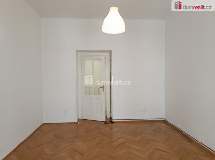 3 | Pronájem bytu, 1+kk, 27 m²