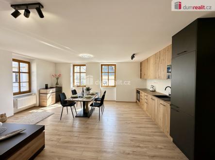 3 | Prodej bytu, 2+kk, 60 m²