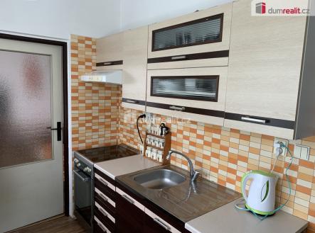 12 | Prodej bytu, 2+1, 44 m²