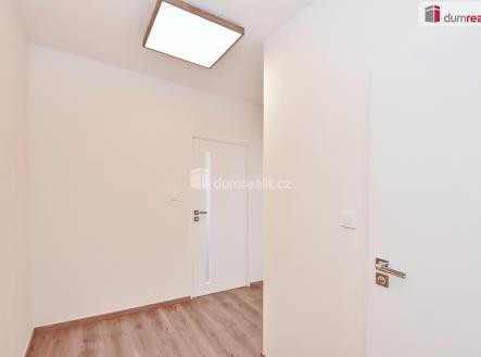 20 | Pronájem bytu, 2+kk, 43 m²