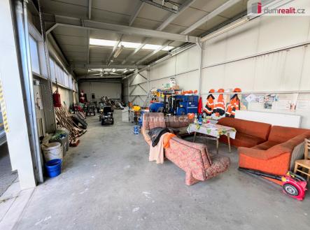 4 | Pronájem - výrobní prostor, 822 m²