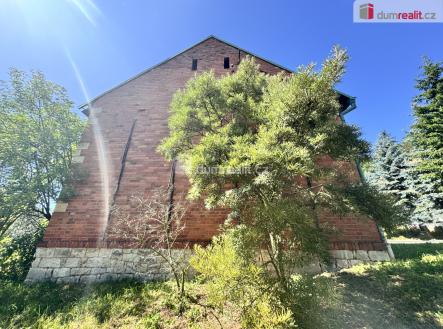 1 | Prodej - dům/vila, 975 m²