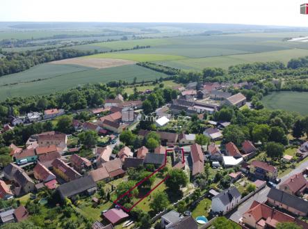 4 | Prodej - dům/vila, 307 m²
