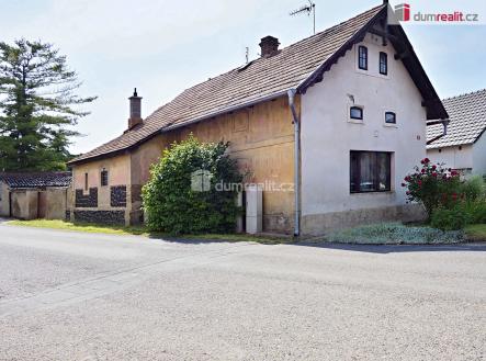 1 | Prodej - dům/vila, 438 m²