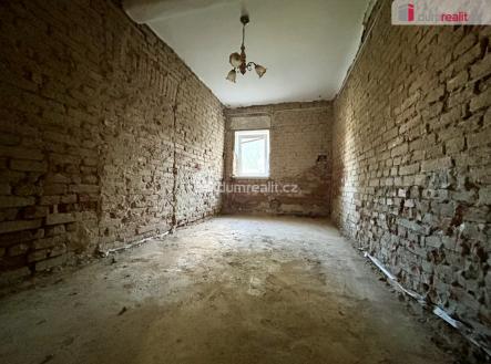 2 | Prodej - dům/vila, 150 m²