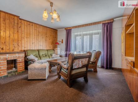 Obývací pokoj ve  NP | Prodej - dům/vila, 1 027 m²