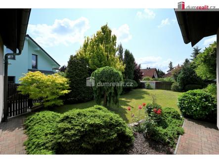4 | Prodej - dům/vila, 248 m²