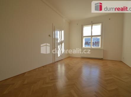 Pronájem bytu, 2+1, 70 m² obrázek