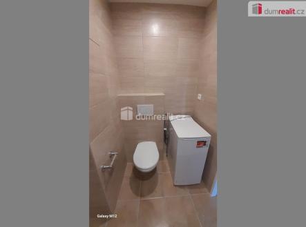 4 | Pronájem bytu, 2+kk, 43 m²