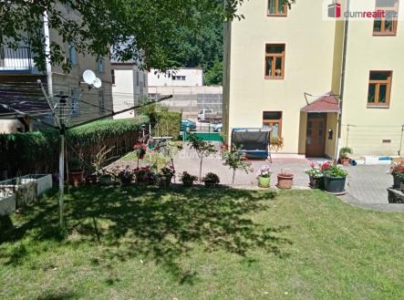 4 | Prodej - dům/vila, 390 m²