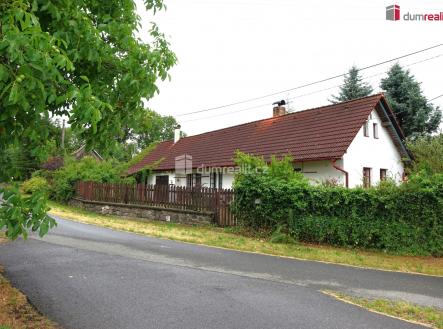 1 | Prodej - dům/vila, 180 m²