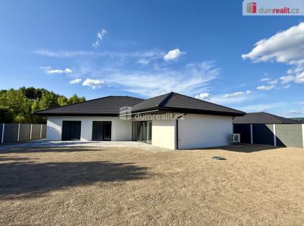 2 | Prodej - dům/vila, 166 m²