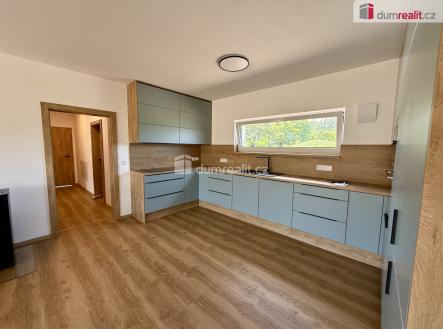 4 | Prodej - dům/vila, 120 m²