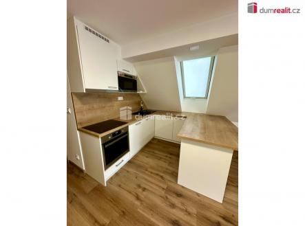 1 | Pronájem bytu, 2+kk, 41 m²
