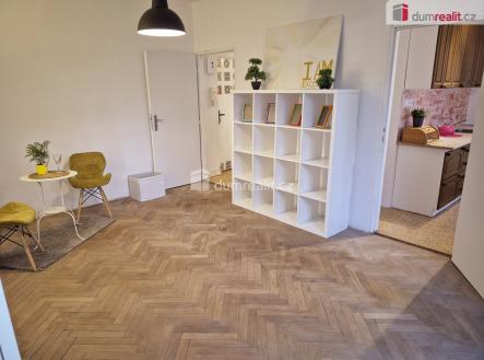 4 | Pronájem bytu, 2+kk, 49 m²