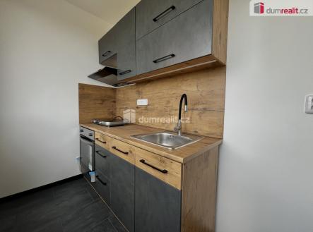 Pronájem bytu, 1+kk, 28 m² obrázek