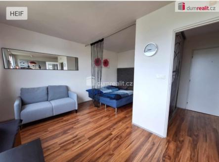 4 | Pronájem bytu, 1+kk, 35 m²