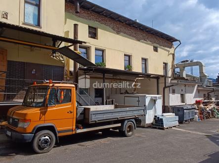 3 | Pronájem - komerční objekt, výroba, 1 466 m²