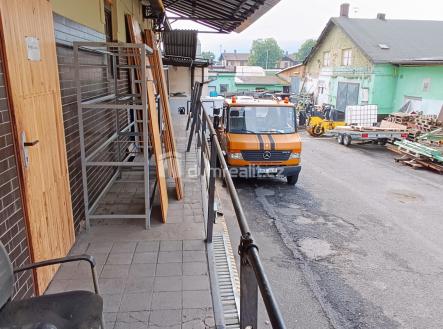 4 | Pronájem - komerční objekt, výroba, 1 466 m²