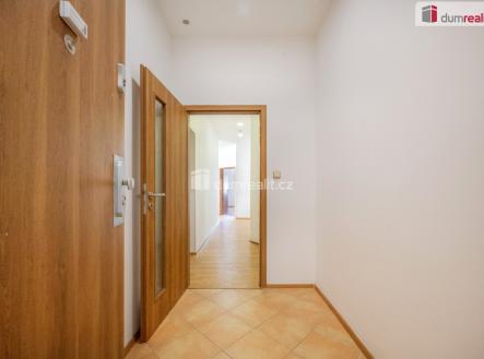 3 | Pronájem bytu, 3+kk, 93 m²