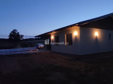 4 | Prodej - dům/vila, 120 m²