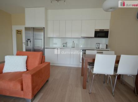 4 | Pronájem bytu, 4+kk, 88 m²