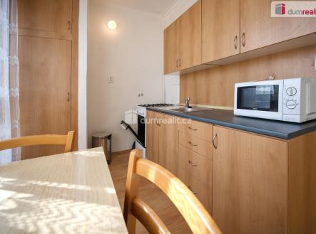 3 | Pronájem bytu, 1+1, 38 m²