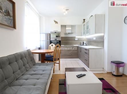 2 | Pronájem bytu, 1+kk, 35 m²