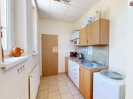 2 | Pronájem - kanceláře, 14 m²