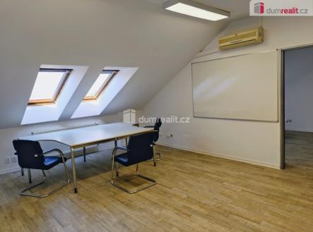 Pronájem - kanceláře, 39 m² obrázek
