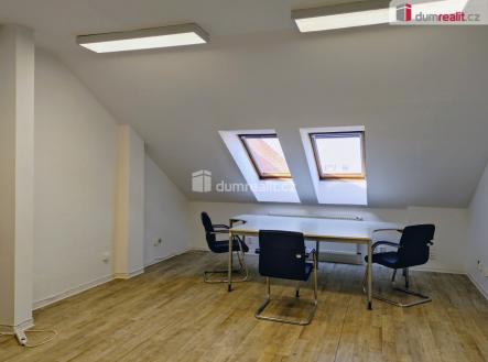 4 | Pronájem - kanceláře, 39 m²