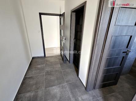 10 | Prodej - dům/vila, 200 m²