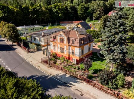 2 | Prodej - dům/vila, 372 m²