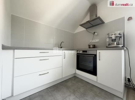 Pronájem bytu, 3+kk, 75 m²