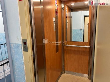 3 | Prodej bytu, 2+kk, 39 m²