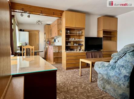 4 | Prodej - dům/vila, 840 m²