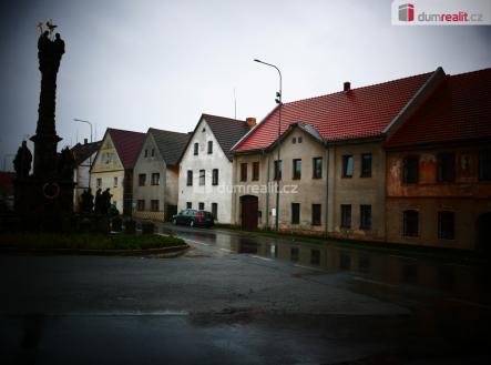 2 | Prodej - dům/vila, 236 m²