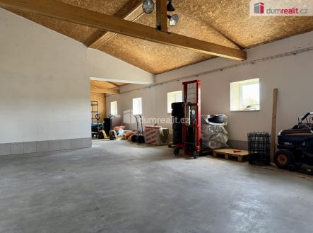 3 | Prodej - komerční objekt, administrativní budova, 840 m²