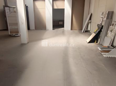 3 | Prodej - komerční objekt, výroba, 1 345 m²