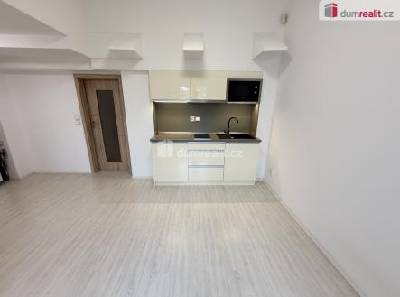 4 | Pronájem bytu, 2+kk, 40 m²