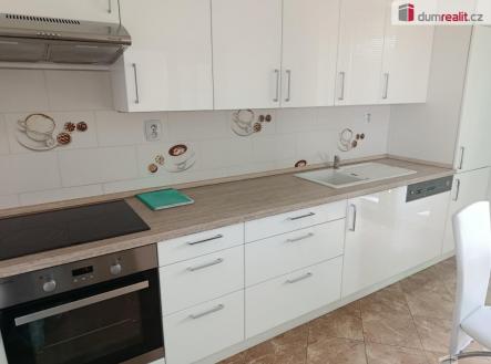 4 | Pronájem bytu, 3+kk, 65 m²