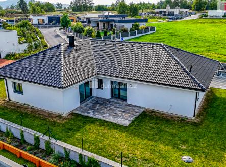 2 | Prodej - dům/vila, 170 m²