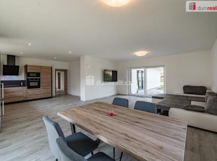 3 | Prodej - dům/vila, 170 m²